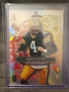 Brett Favre Quarterback Collectible Trading Card - Black & Yellow